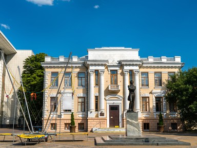 Фото - Экскурсия: "Дуэли и скандалы русских поэтов" Фото - Экскурсия: "Дуэли и скандалы русских поэтов"