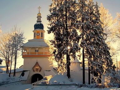 Фото 3 - Экскурсия: "Автобусная экскурсия из Пскова в Изборск и Печоры" Фото 3 - Экскурсия: "Автобусная экскурсия из Пскова в Изборск и Печоры"