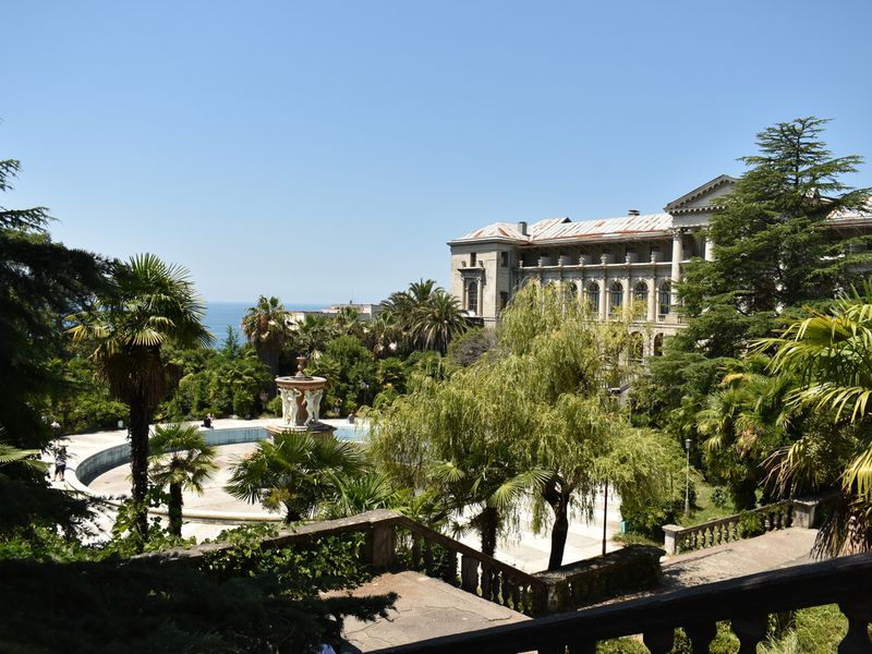 Экскурсия в Таинственный мир советского санатория Сочи (2/10)