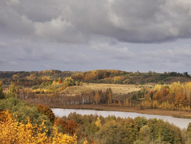 Легендарный монастырь и неоглядные дали в Мальской долине