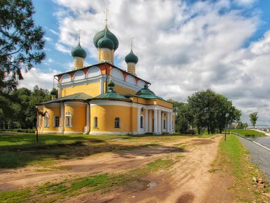 Фото 2 - Экскурсия: "Уютная старина Углича" Фото 2 - Экскурсия: "Уютная старина Углича"