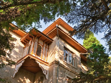 Фото - Экскурсия: "Романтика дворцов Крыма: имение княгини Гагариной и Карасан" Фото - Экскурсия: "Романтика дворцов Крыма: имение княгини Гагариной и Карасан"