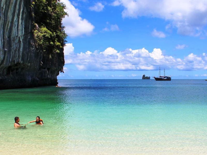 К острову Хонг на скоростной лодке (14/15)