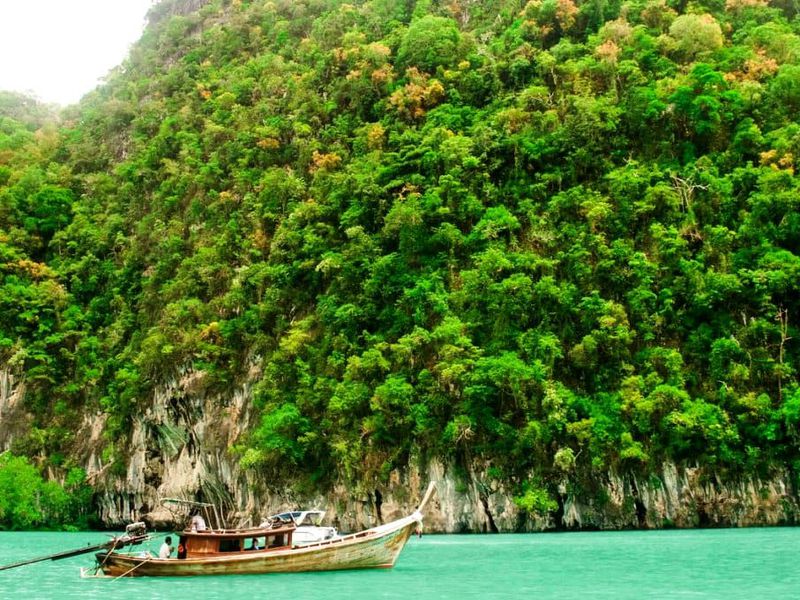 К острову Хонг на скоростной лодке (5/15)