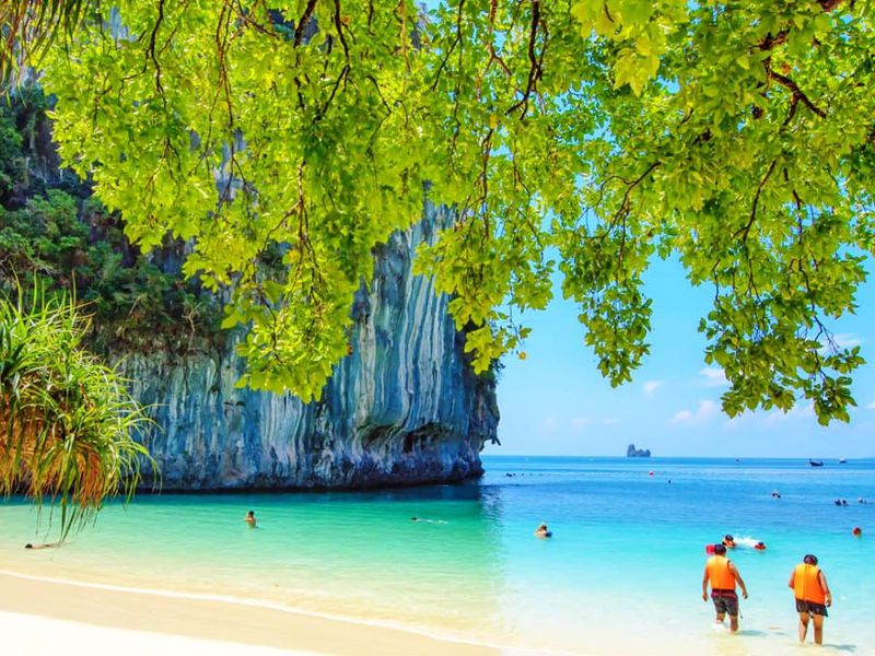 К острову Хонг на скоростной лодке (9/15)