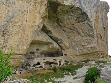 Фото 3 - Экскурсия: "Загадки средневекового Бахчисарая" Фото 3 - Экскурсия: "Загадки средневекового Бахчисарая"