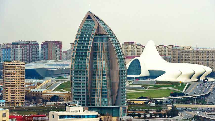 Белая история Баку
