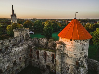 Фото - Экскурсия: "Замки и парки — в Цесис из Риги" Фото - Экскурсия: "Замки и парки — в Цесис из Риги"