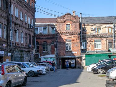 Фото 2 - Экскурсия: "Легенды и мифы Миллионки" Фото 2 - Экскурсия: "Легенды и мифы Миллионки"