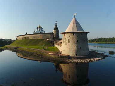 Фото 2 - Экскурсия: "Псков в лицах, сюжетах и легендах" Фото 2 - Экскурсия: "Псков в лицах, сюжетах и легендах"