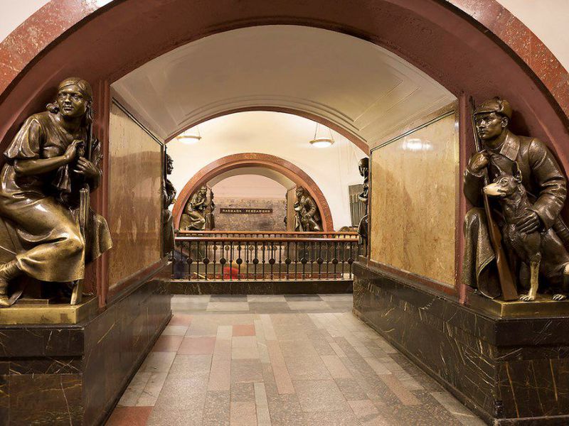 «Дворцы для народа»: новый взгляд на московское метро (4/11)