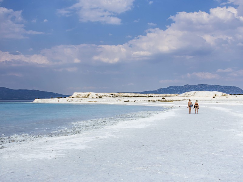 Богатства Ыспарты: поля дамасской розы и озеро Салда из Анталии (11/22)