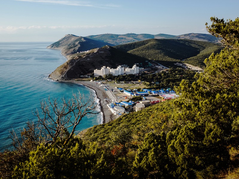 Кипарисовое озеро и винодельни в окрестностях Анапы (3/12)