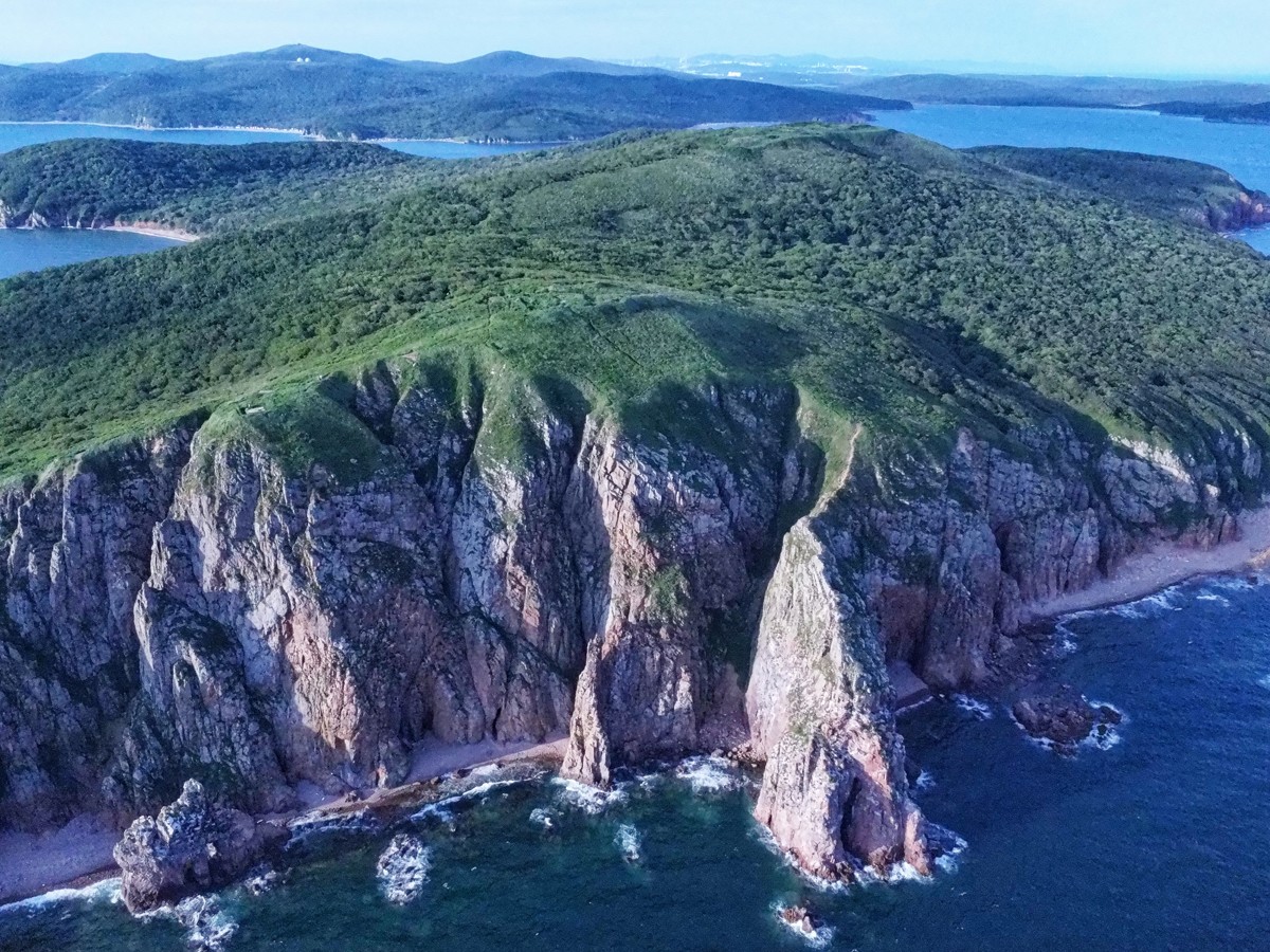 Фототур из Владивостока: остров Шкота, морская ферма и военный музей