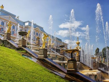 Фото - Экскурсия: "Дворцы, великолепный парк и фонтаны Петергофа" Фото - Экскурсия: "Дворцы, великолепный парк и фонтаны Петергофа"