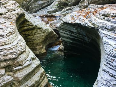 Фото 3 - Экскурсия: "Треккинг по каньонам реки Бешенка" Фото 3 - Экскурсия: "Треккинг по каньонам реки Бешенка"